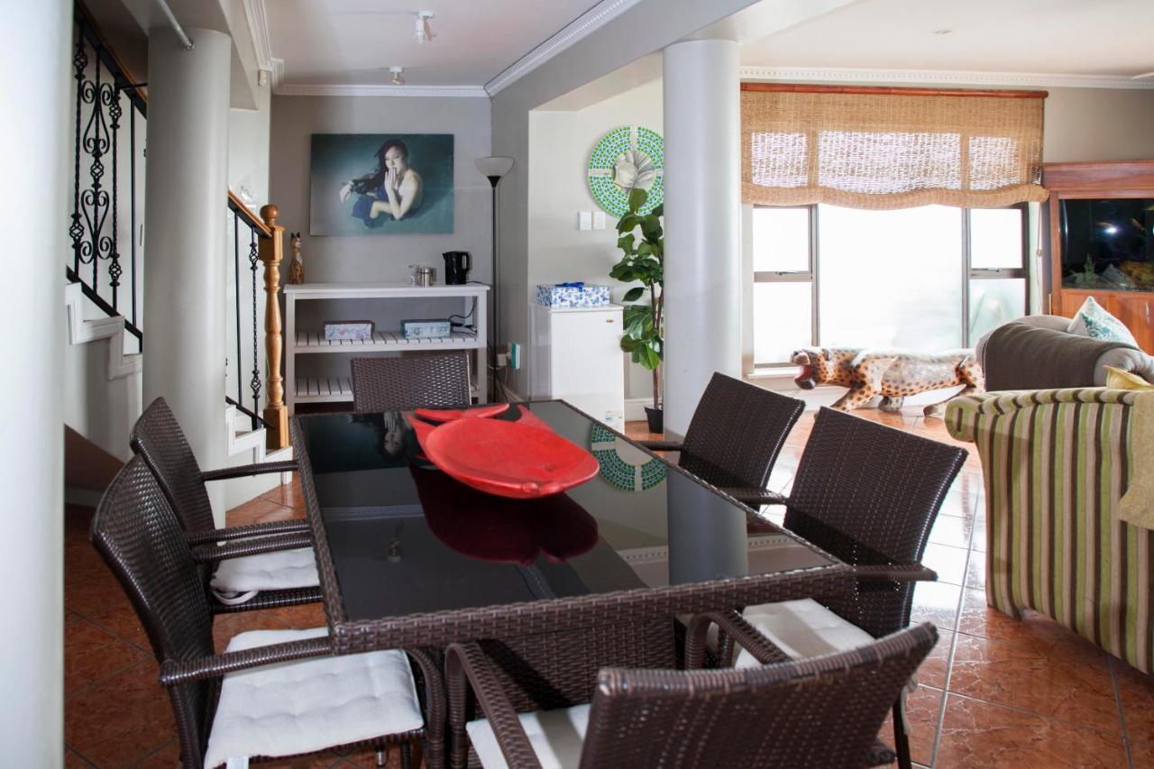 Fly Me To The Moon Guesthouse Мозел Бей Екстериор снимка