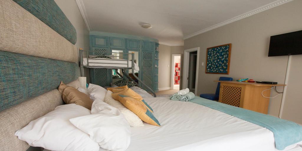 Fly Me To The Moon Guesthouse Мозел Бей Екстериор снимка
