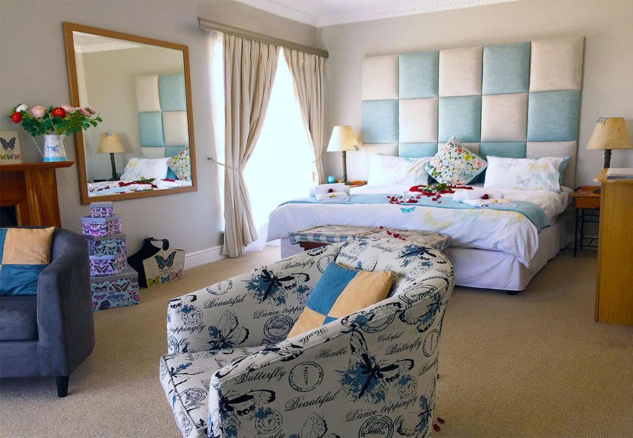 Fly Me To The Moon Guesthouse Мозел Бей Екстериор снимка